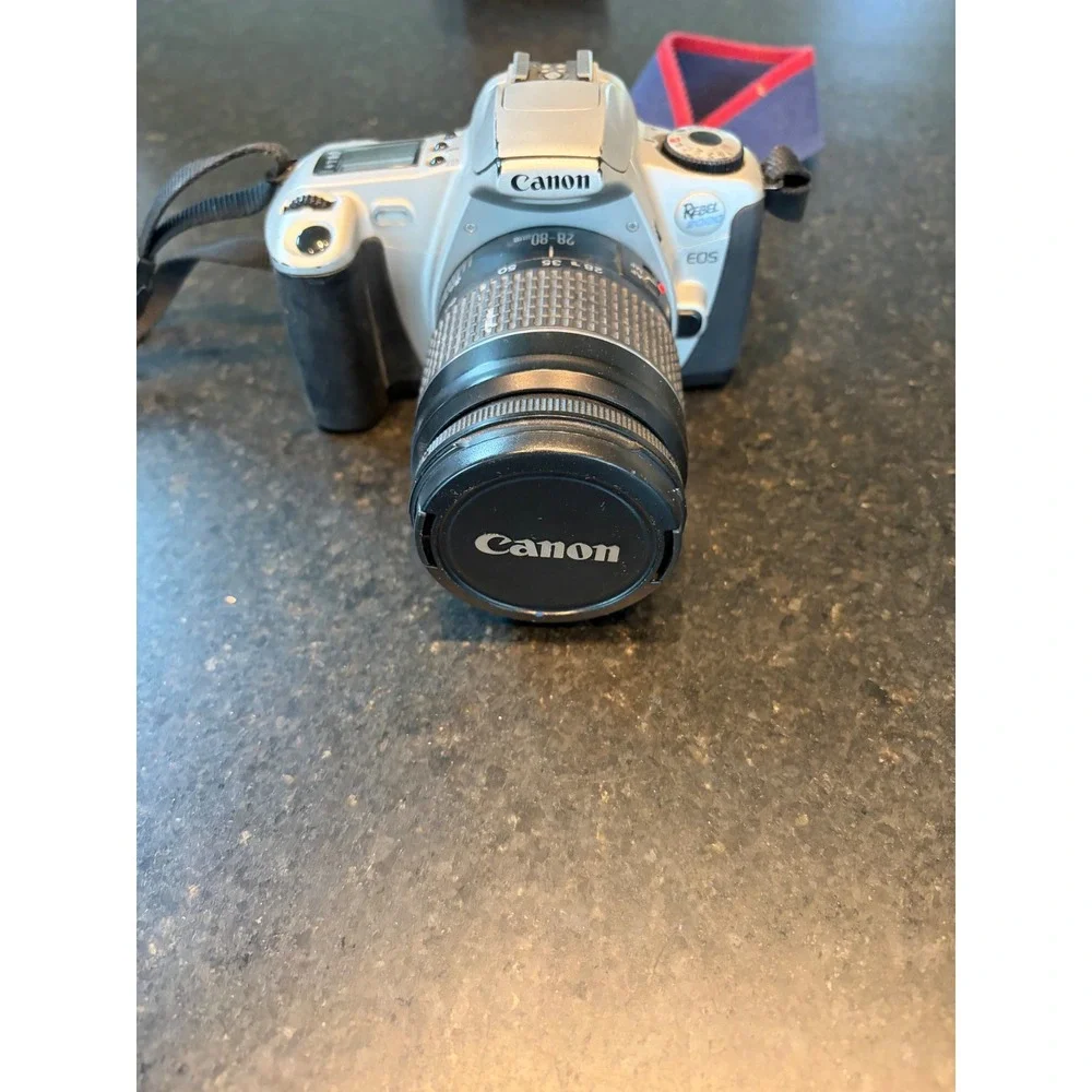 Canon EOS Rebel 2000 35mm SLR film camera & Canon Zoom Lens EF 28-80mm f/3.5-5.6